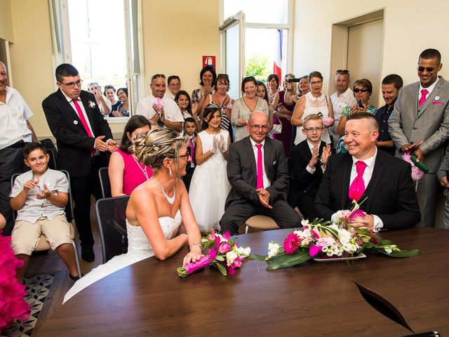 Le mariage de Pascal et Bénédicte à Vélines, Dordogne 12