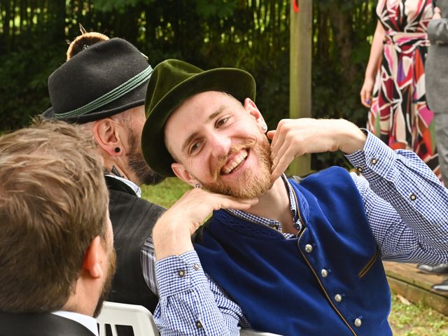 Le mariage de Alexandre et Emilie à Saintes, Charente Maritime 32