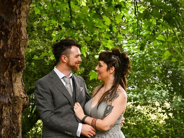 Le mariage de Alexandre et Emilie à Saintes, Charente Maritime 41