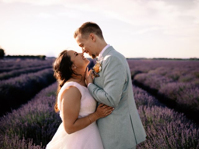 Le mariage de Thomas et Sarah à Aimargues, Gard 74