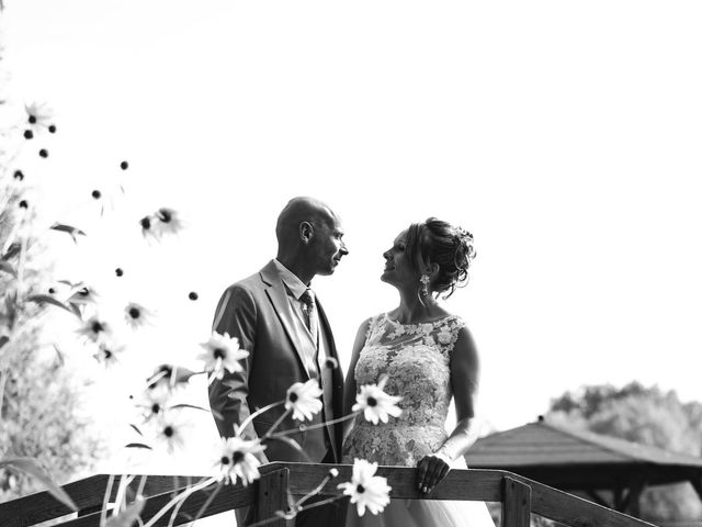 Le mariage de Angela et Mickaël à Chantonnay, Vendée 4