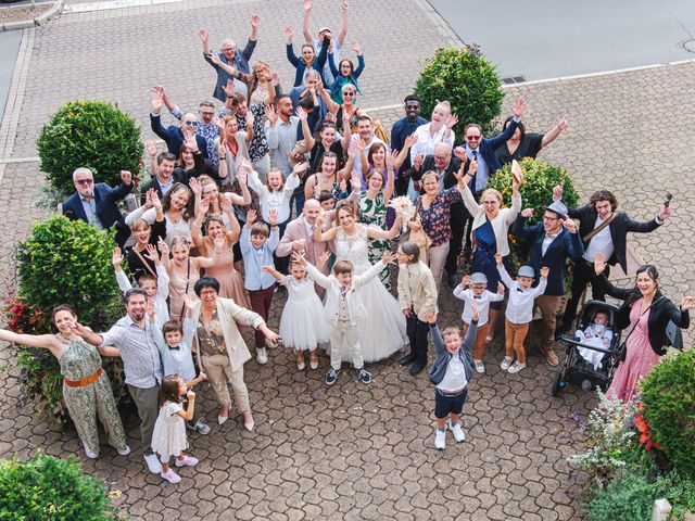 Le mariage de Angela et Mickaël à Chantonnay, Vendée 7