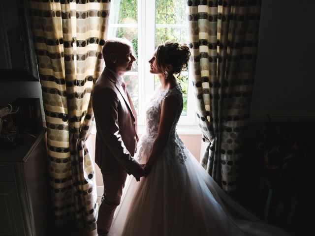 Le mariage de Angela et Mickaël à Chantonnay, Vendée 56