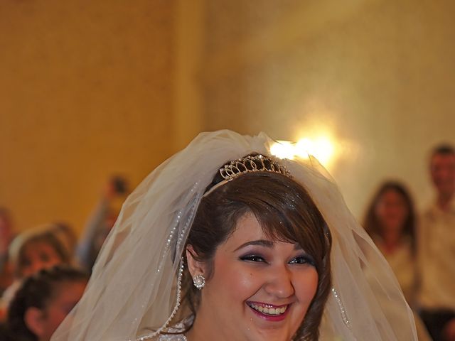 Le mariage de Florian et Rose à Saint-Chamond, Loire 3