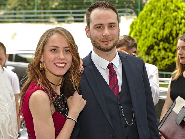 Le mariage de Florian et Rose à Saint-Chamond, Loire 2