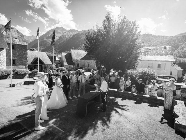 Le mariage de Christophe et Laurence à Loudenvielle, Hautes-Pyrénées 6