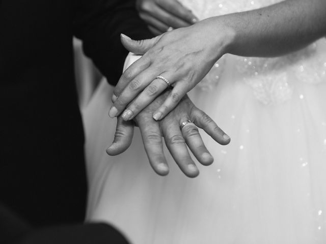 Le mariage de Jean-Christophe et Sabrina à Auriol, Bouches-du-Rhône 30