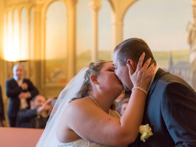 Le mariage de Julien et Roxane à Clermont-Ferrand, Puy-de-Dôme 25