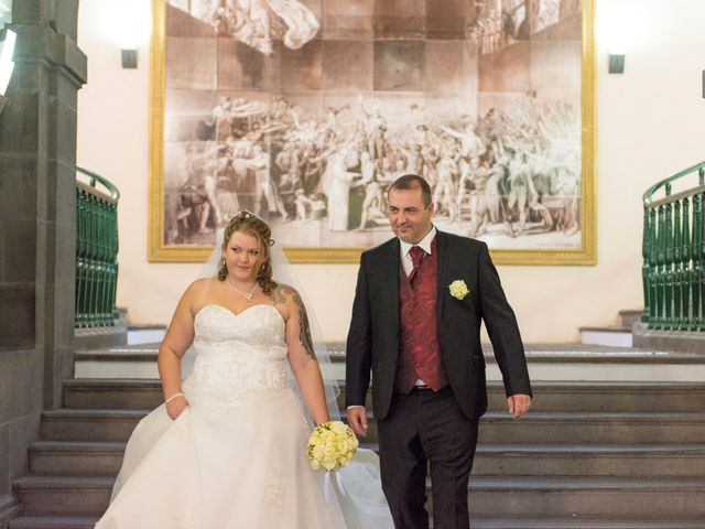 Le mariage de Julien et Roxane à Clermont-Ferrand, Puy-de-Dôme 27