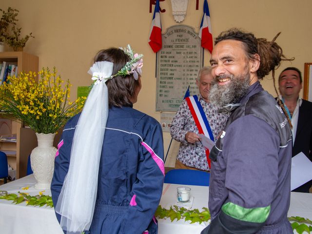 Le mariage de Erik et Laëtitia à Lanet, Aude 4