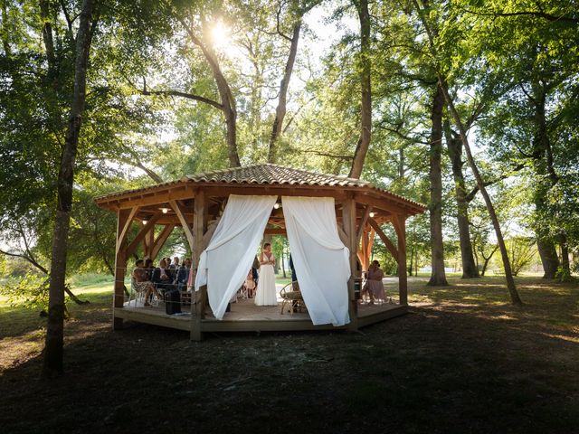 Le mariage de Philippe et Magalie à Beaumontois-en-Périgord, Dordogne 8