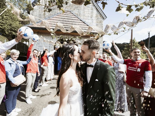 Le mariage de Antoine et Fanny à Salins-les-Bains, Jura 30