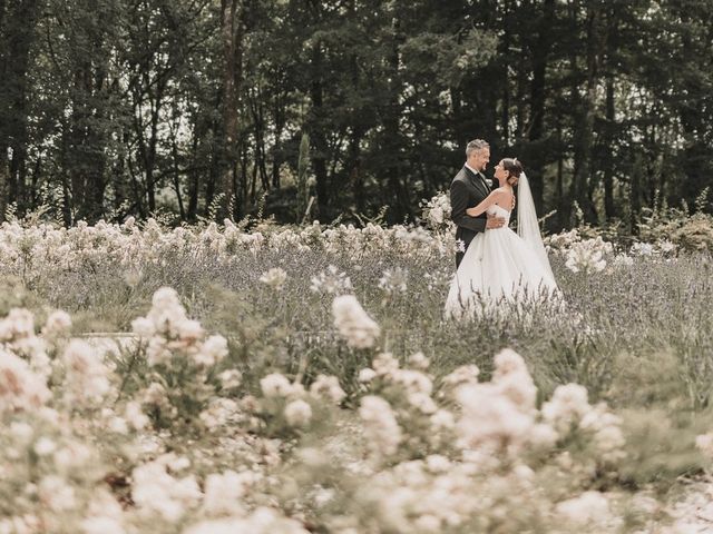 Le mariage de Julien et Morgane à Notre-Dame-de-Sanilhac, Dordogne 3