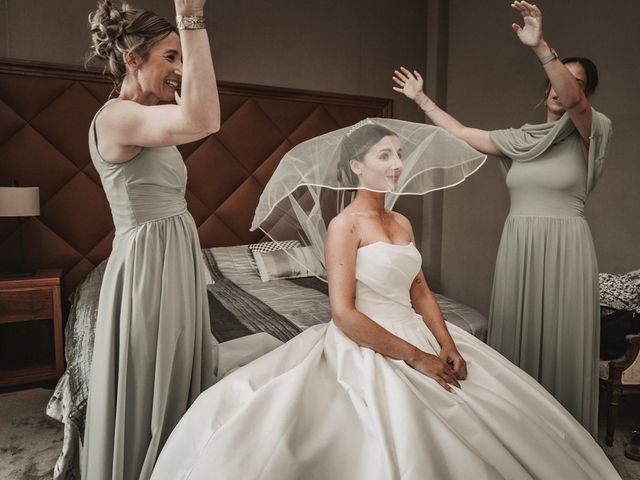 Le mariage de Julien et Morgane à Notre-Dame-de-Sanilhac, Dordogne 12