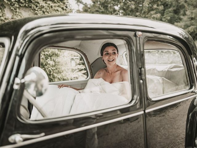 Le mariage de Julien et Morgane à Notre-Dame-de-Sanilhac, Dordogne 14