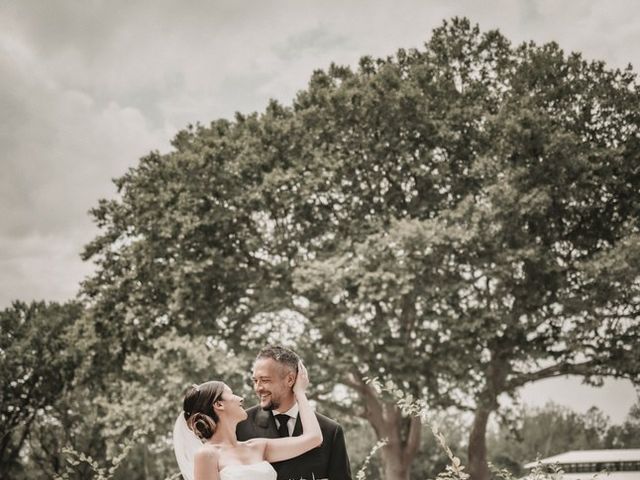 Le mariage de Julien et Morgane à Notre-Dame-de-Sanilhac, Dordogne 16