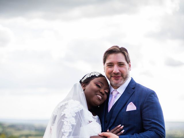 Le mariage de Pierre et Émilienne à Saint-Pierre-du-Vauvray, Eure 96