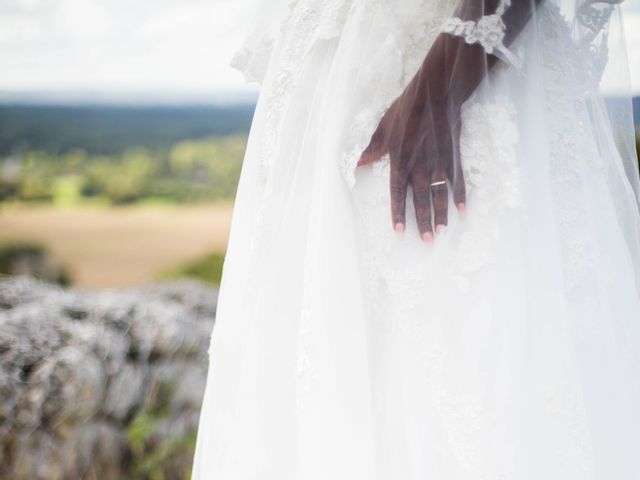 Le mariage de Pierre et Émilienne à Saint-Pierre-du-Vauvray, Eure 104