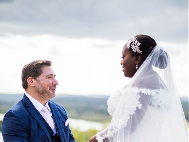 Le mariage de Pierre et Émilienne à Saint-Pierre-du-Vauvray, Eure 105