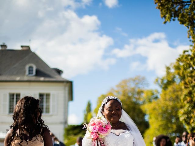 Le mariage de Pierre et Émilienne à Saint-Pierre-du-Vauvray, Eure 129