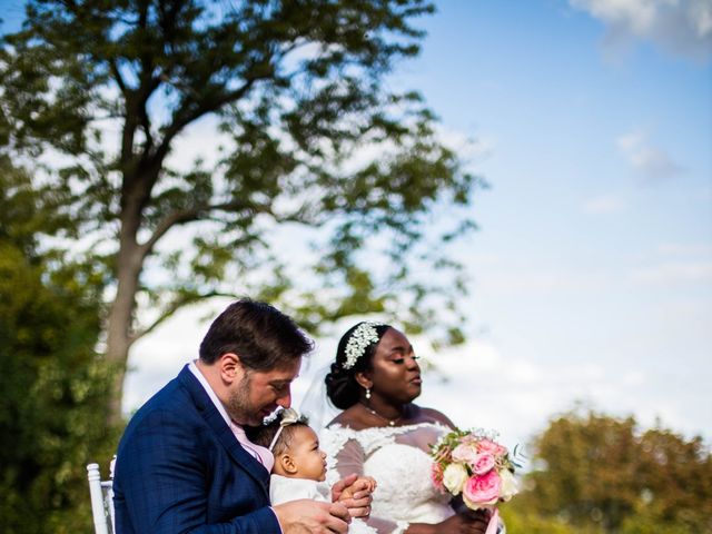 Le mariage de Pierre et Émilienne à Saint-Pierre-du-Vauvray, Eure 134