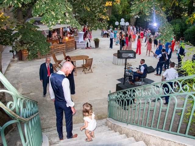 Le mariage de Pierre et Julie à Pézenas, Hérault 75