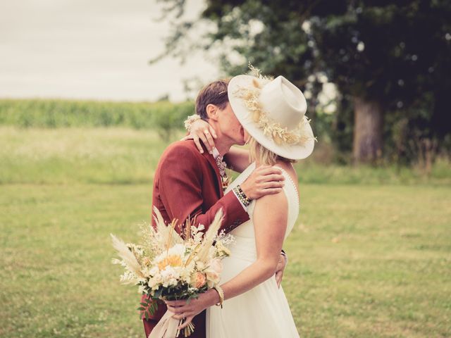 Le mariage de Brice et Marie à Bossée, Indre-et-Loire 56