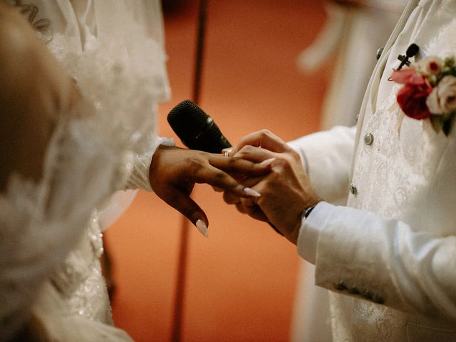 Le mariage de Stéphane et Laurentine à Chambéry, Savoie 56