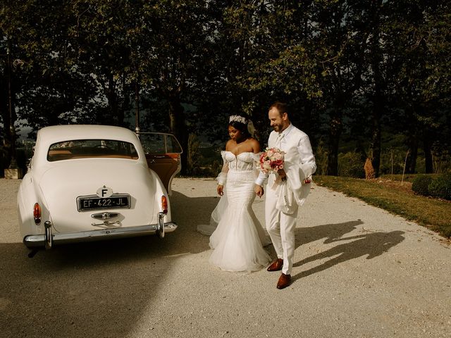 Le mariage de Stéphane et Laurentine à Chambéry, Savoie 63