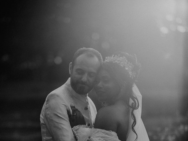 Le mariage de Stéphane et Laurentine à Chambéry, Savoie 96