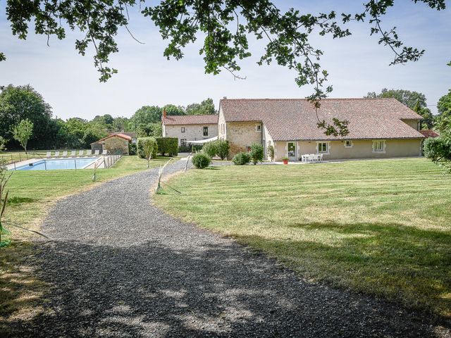Le mariage de Jérémy et Léa à Usson-du-Poitou, Vienne 3
