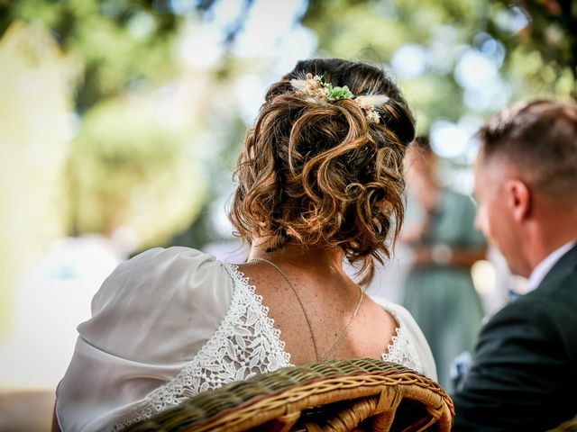 Le mariage de Jérémy et Léa à Usson-du-Poitou, Vienne 29