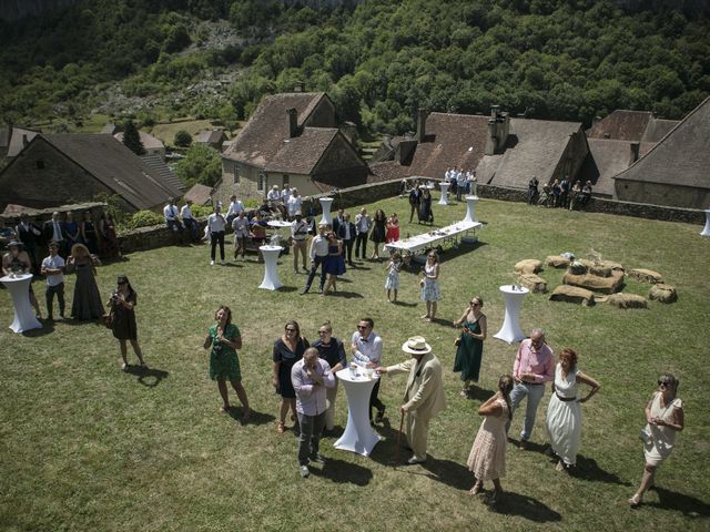 Le mariage de Romain et Charles-Edouard à Baume-les-Messieurs, Jura 51