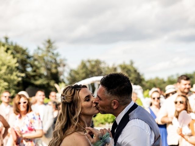 Le mariage de Christophe  et Edwige  à Beauvoisin, Gard 32