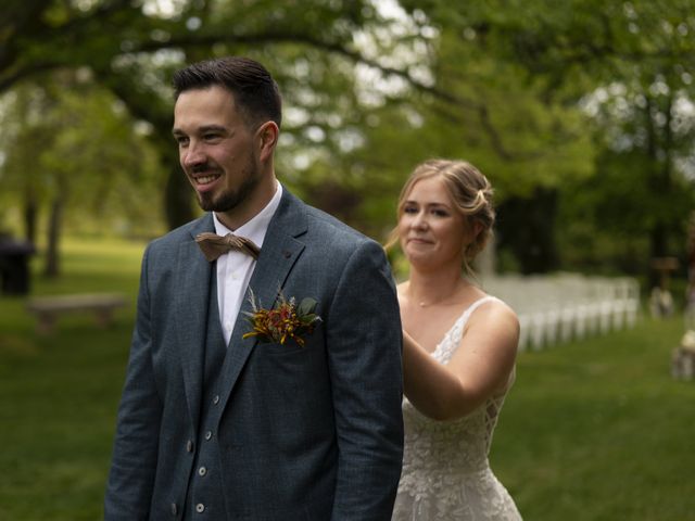 Le mariage de Simon et Océane à Polliat, Ain 14