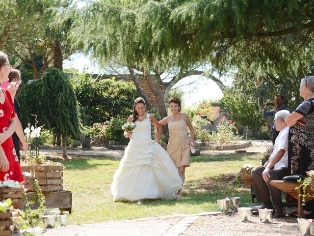 Le mariage de Thomas et Elodie à Lacenas, Rhône 43