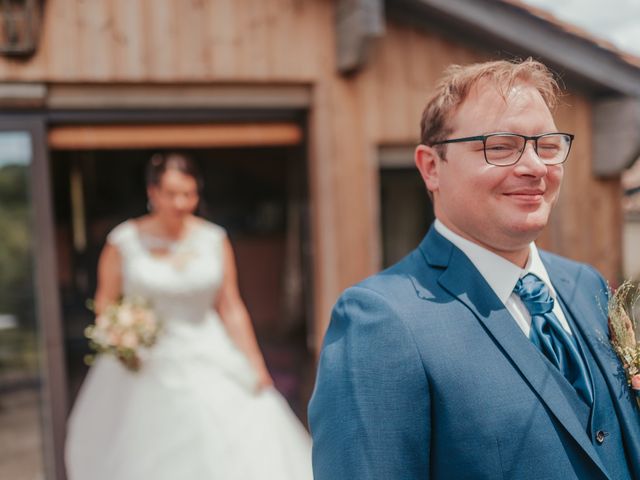 Le mariage de Emile et Laetitia à Berneuil, Charente Maritime 27