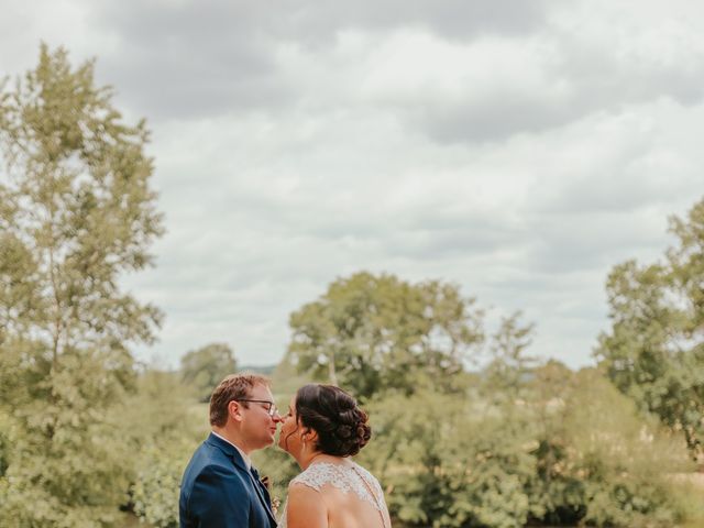 Le mariage de Emile et Laetitia à Berneuil, Charente Maritime 37