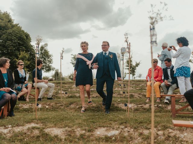 Le mariage de Emile et Laetitia à Berneuil, Charente Maritime 56