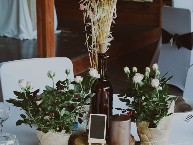 Le mariage de Tony et Stephanie à Thuir, Pyrénées-Orientales 6