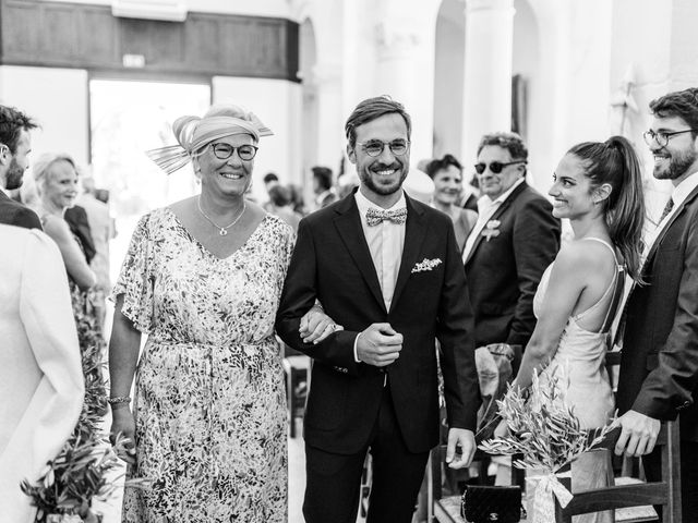 Le mariage de Victor et Jeanne à Maillane, Bouches-du-Rhône 16