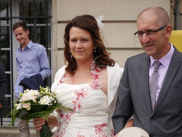 Le mariage de Vincent et Elodie à Saint-Quentin, Aisne 14