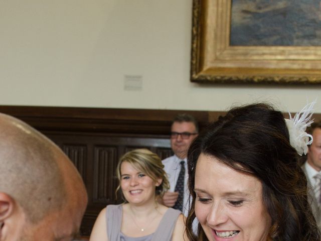 Le mariage de Vincent et Elodie à Saint-Quentin, Aisne 16