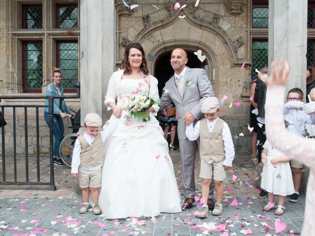 Le mariage de Vincent et Elodie à Saint-Quentin, Aisne 17