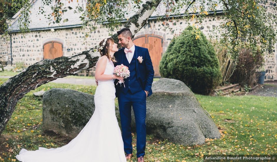 Le mariage de Camille et Alexandra à Charbonnières les Varennes, Puy-de-Dôme