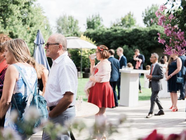 Le mariage de Lucas et Kim Vân à Le Mesnil-Saint-Denis, Yvelines 97