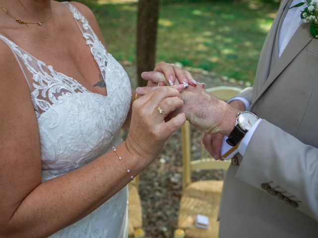 Le mariage de KEVIN et HELENE à Ladon, Loiret 38