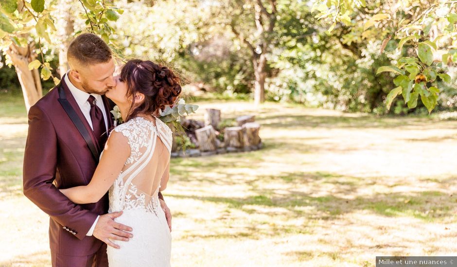 Le mariage de Julien et Emilie à Steenbecque, Nord