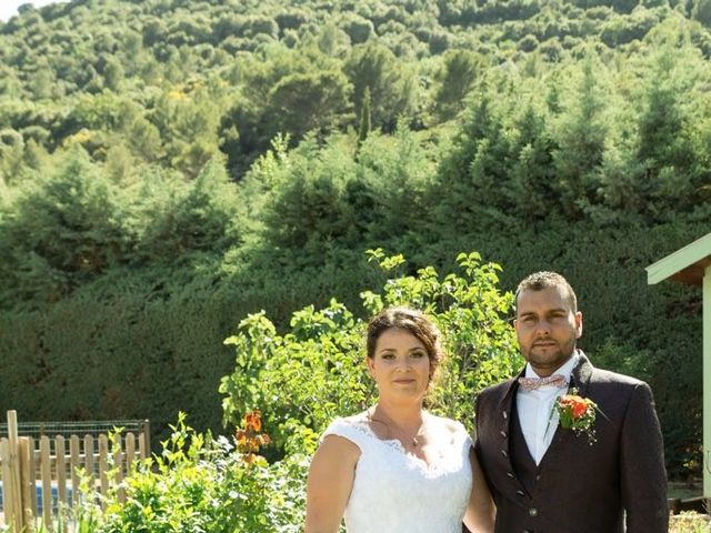 Le mariage de Bastien et Aline  à Gonfaron, Var 3