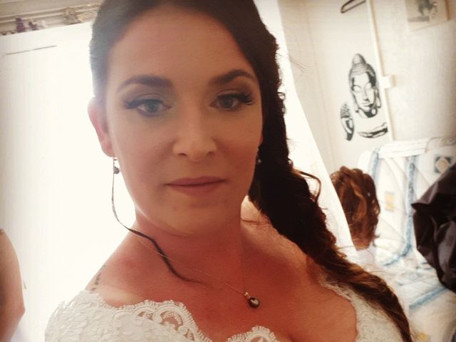 Le mariage de Bastien et Aline  à Gonfaron, Var 4
